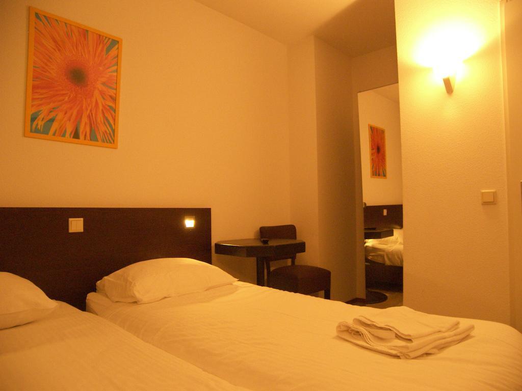 Hotel De Markt วาลเคินสวาร์ด ห้อง รูปภาพ
